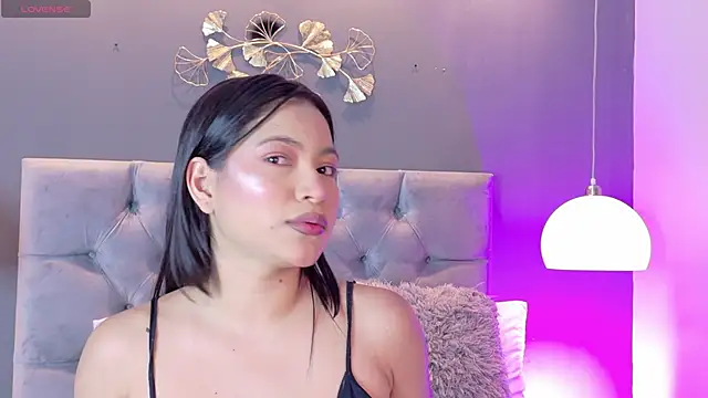 kendalFox  online show from February 10, 2:47 am