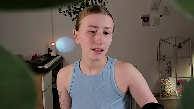 VesperaCeleste online show from March 1, 12:38 pm