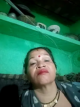 Manavi x online show from September 11, 10:10 pm