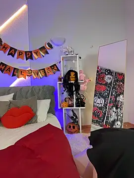 PollyVinice online show from October 30, 12:17 pm