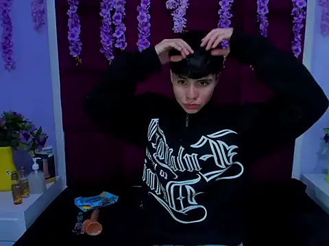 Bruno Cruzz online show from October 29, 2:27 am