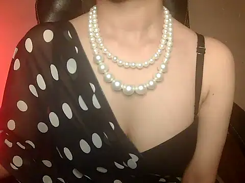 Snapshot of akankshapuri chatting on September 23, 4:49 pm akankshapuri online show from September 23, 4:49 pm