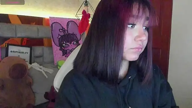 sophiievv online show from November 28, 7:17 pm