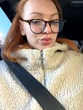 Amore Mia  online show from October 8, 6:18 am