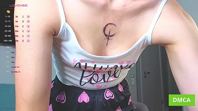 JuliannaWenger online show from October 23, 5:08 pm