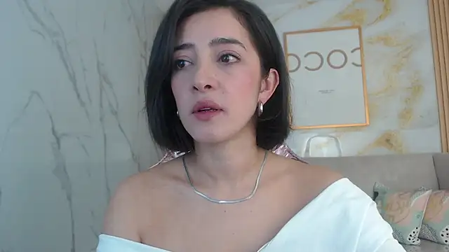 sara lopez s online show from October 25, 1:41 pm