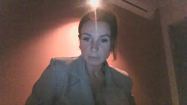 Snapshot of Justnani001 chatting on September 17, 8:40 pm Justnani001 online show from September 17, 8:40 pm