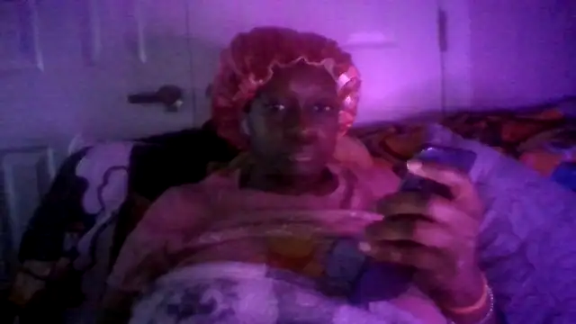 Snapshot of prettymaa chatting on October 20, 6:05 am prettymaa online show from October 20, 6:05 am