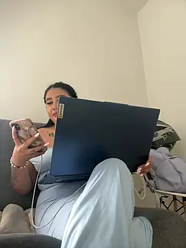 Sophie Dreamss online show from March 17, 8:57 pm