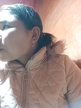 may-squirl online show from November 19, 1:49 am