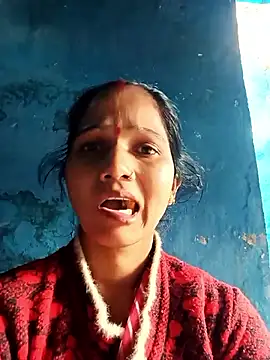 Jooli xx online show from November 18, 8:04 am