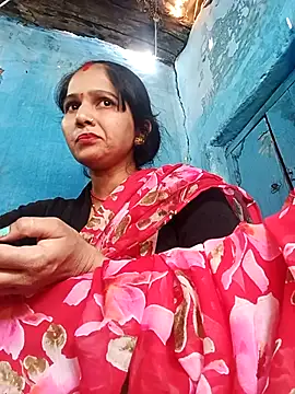 Jooli xx online show from April 9, 6:41 am