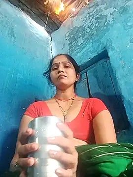 Jooli xx online show from March 29, 8:46 am