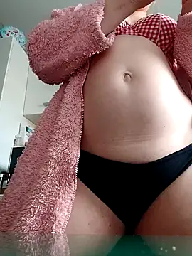 LiluLiluLilu online show from February 2, 9:19 am