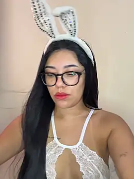 Alexa69xx online show from April 4, 4:39 pm