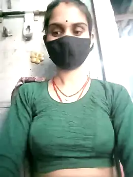 Snapshot of Nishaa_ji chatting on October 8, 9:35 am Nishaa ji online show from October 8, 9:35 am