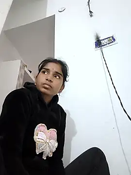 Hot-Soniya2 online show from January 12, 4:18 am