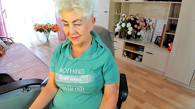 HotandMature online show from March 23, 11:38 am