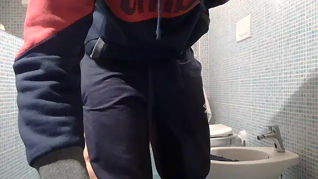 Amicisegreti online show from February 27, 10:31 pm