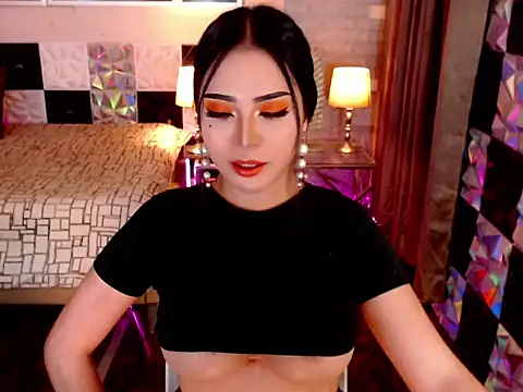 Snapshot of Abigail_Hookman chatting on October 9, 11:36 am Abigail Hookman online show from October 9, 11:36 am