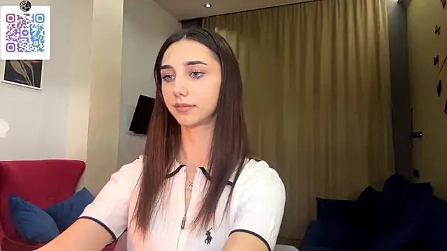 LinaMour online show from January 11, 10:15 pm