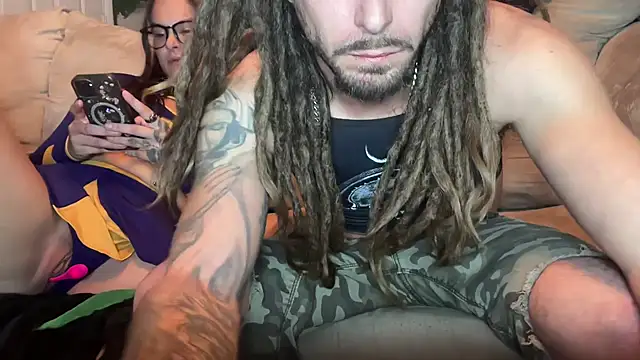 Trippie hippies1313 online show from November 8, 3:55 am