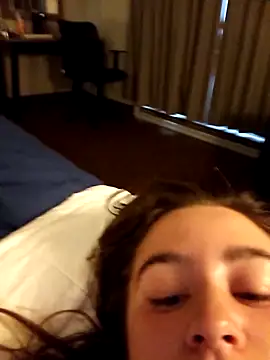 freakylittlebitch69 online show from September 11, 2:28 pm