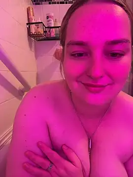 Princessblazed444 online show from August 2, 5:49 pm