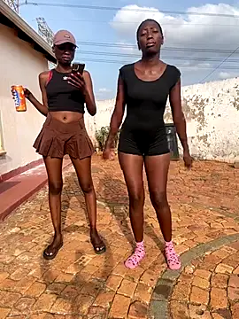 Melanin2002 online show from November 14, 2:17 pm