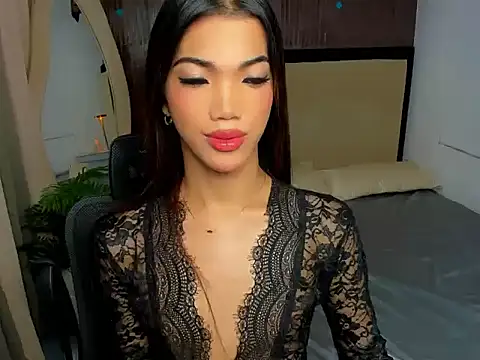 CassieSommereux online show from December 20, 8:18 am