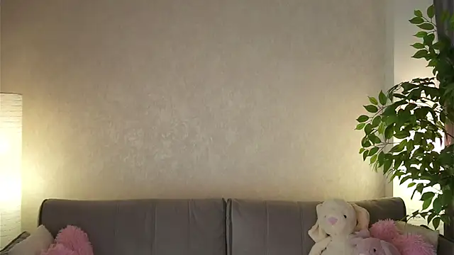 my little polIy online show from March 17, 1:26 pm