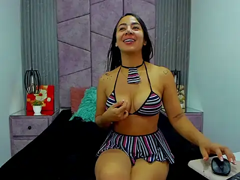 Snapshot of PamelaRamirez chatting on September 9, 1:33 pm PamelaRamirez online show from September 9, 1:33 pm