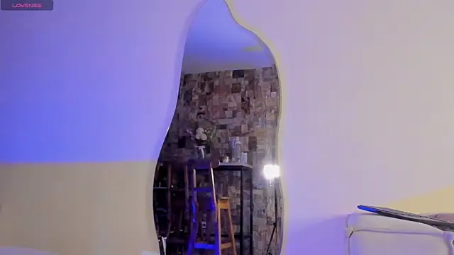 Vahl - online show from September 15, 4:32 am