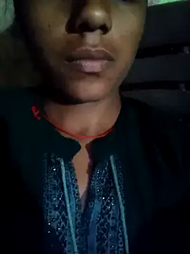 Snapshot of Pari_queen_44 chatting on October 9, 1:15 pm Pari queen 44 online show from October 9, 1:15 pm