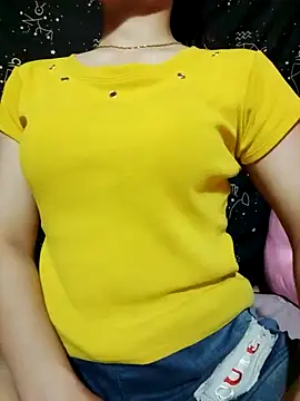 LucyyLy online show from October 16, 7:44 am