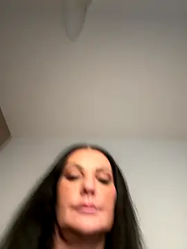 Nola Luxx-offiziell online show from October 29, 12:42 pm