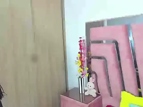 MaraKarly online show from November 18, 7:15 pm