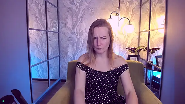 MeggySun online show from December 15, 12:43 pm