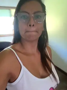 YadiraOrozco online show from November 5, 2:00 pm