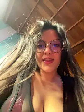 alilith online show from October 3, 7:19 pm