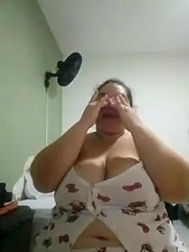 Katherine25 online show from March 16, 12:57 am