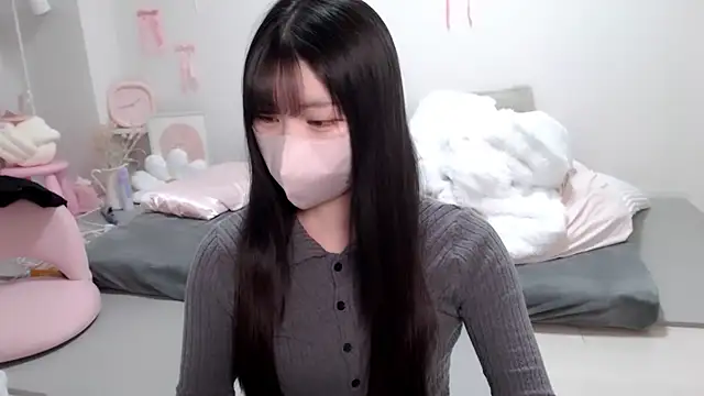 moka-neko online show from April 8, 1:35 pm