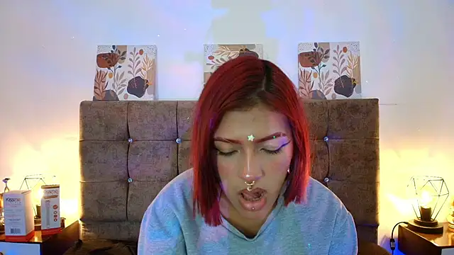 Dulce Bella  online show from September 24, 1:32 pm