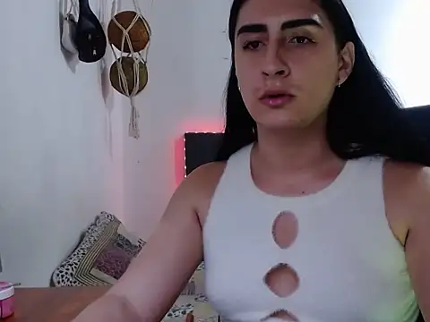 lola diez online show from March 7, 9:44 pm