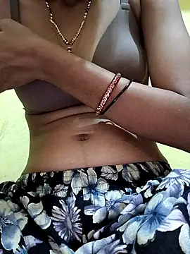 Snapshot of Cutey_neha01 chatting on October 16, 10:18 am Cutey neha01 online show from October 16, 10:18 am