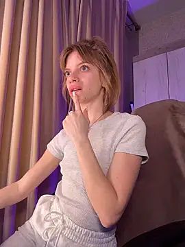 mari  papi online show from March 15, 6:54 pm