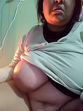 bitch-horny online show from January 9, 8:13 pm