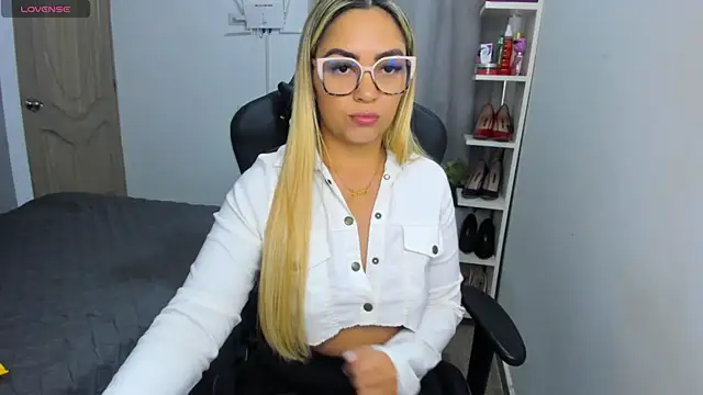 NicolPorto online show from September 18, 1:20 pm