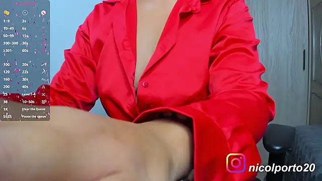 NicolPorto online show from October 12, 10:06 am