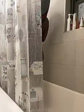 littyleesh1 online show from March 11, 11:51 pm